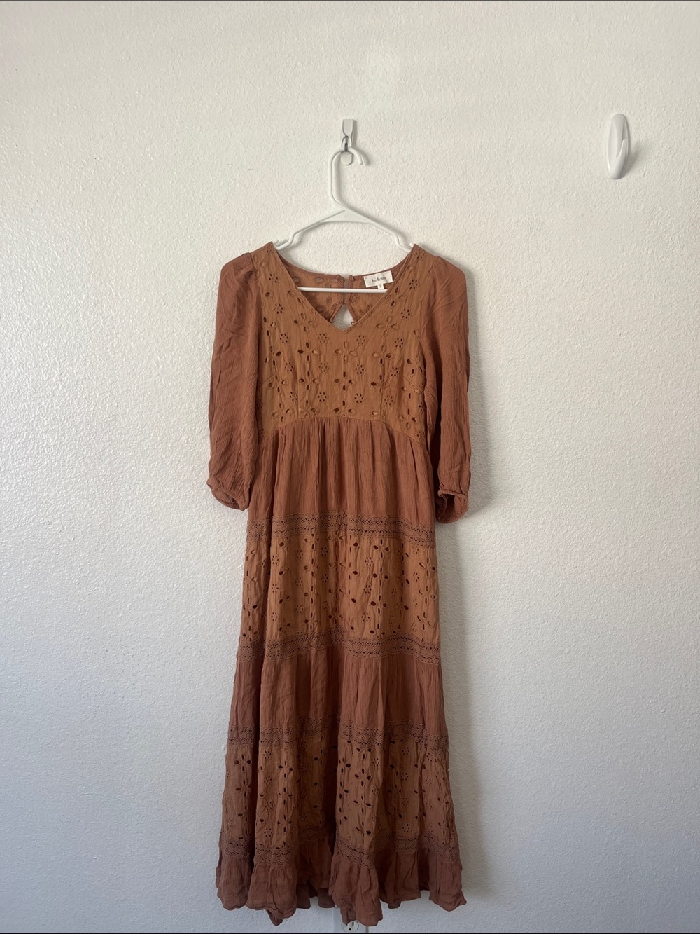 Bohme Size Small Boho Eyelet Tiered Midi Dress in Rust